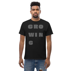 T-shirt de croissance : Carreaux noirs